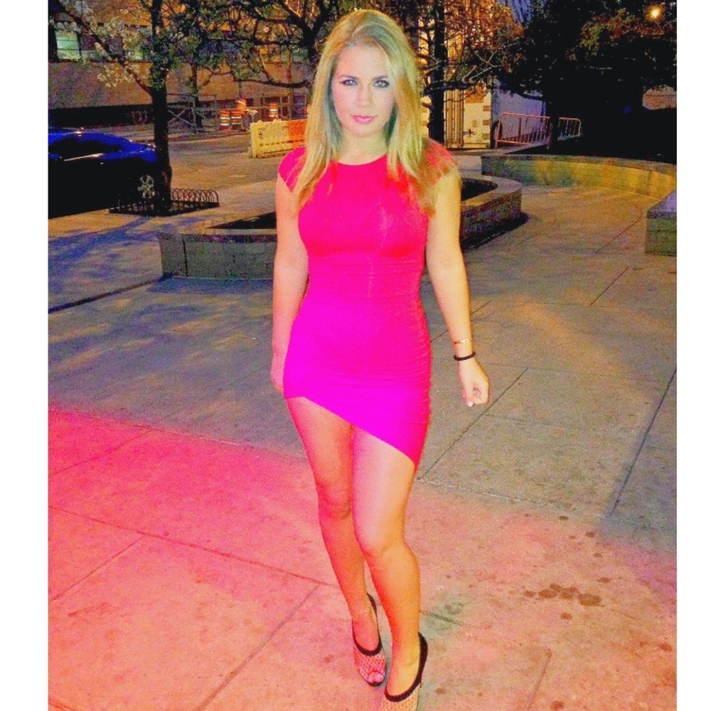 Red bodycon dress!